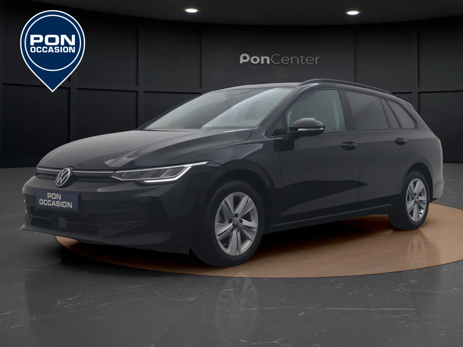 Volkswagen Golf (2024) — foto 1