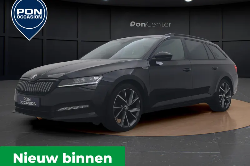 Škoda Superb (2023)