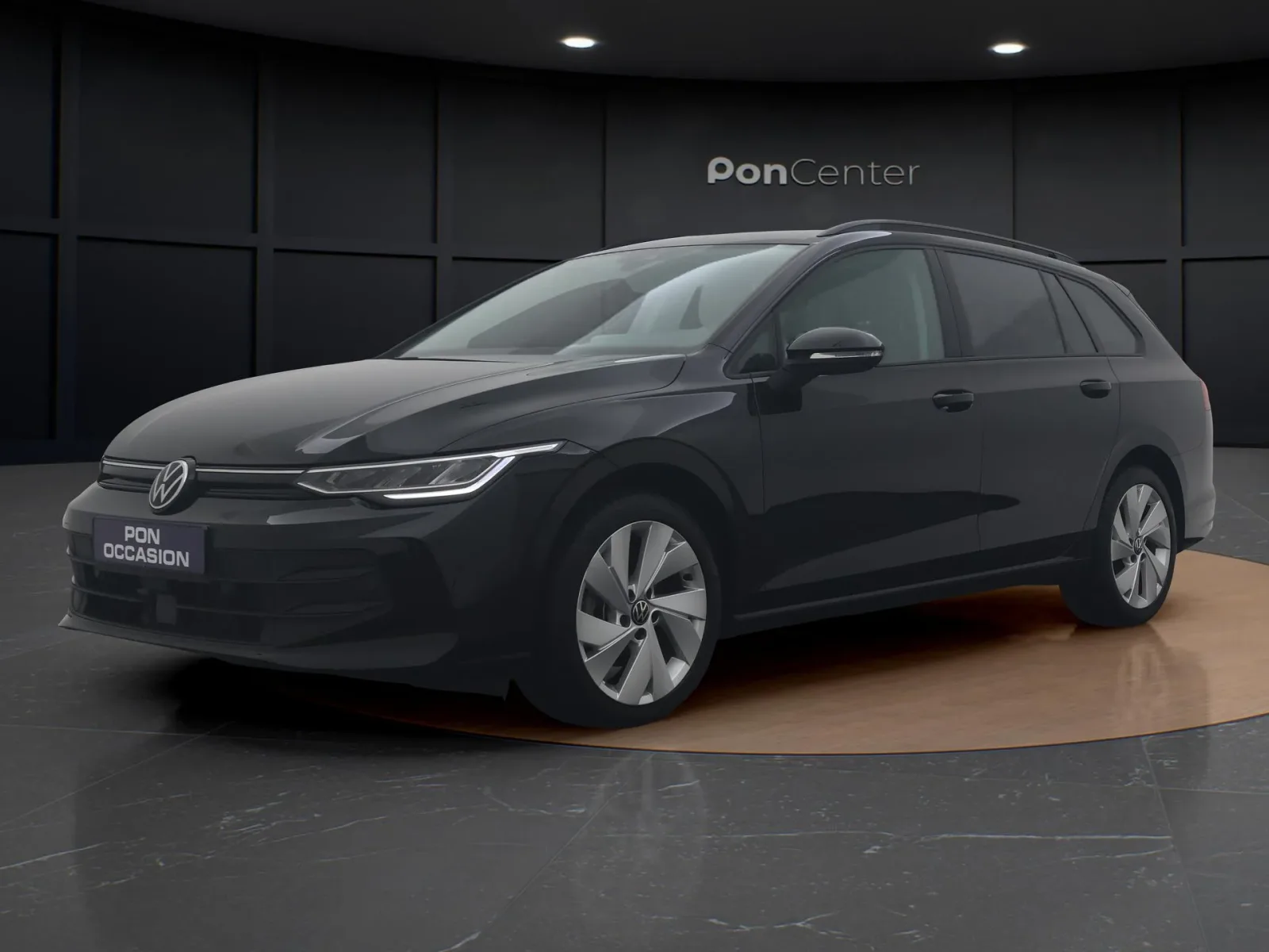 Volkswagen Golf (2024) — foto 1