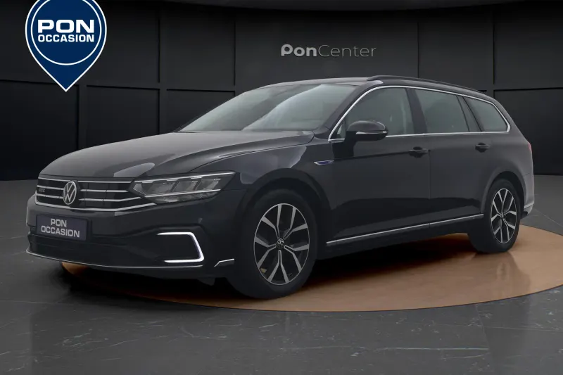 Volkswagen Passat (2023)