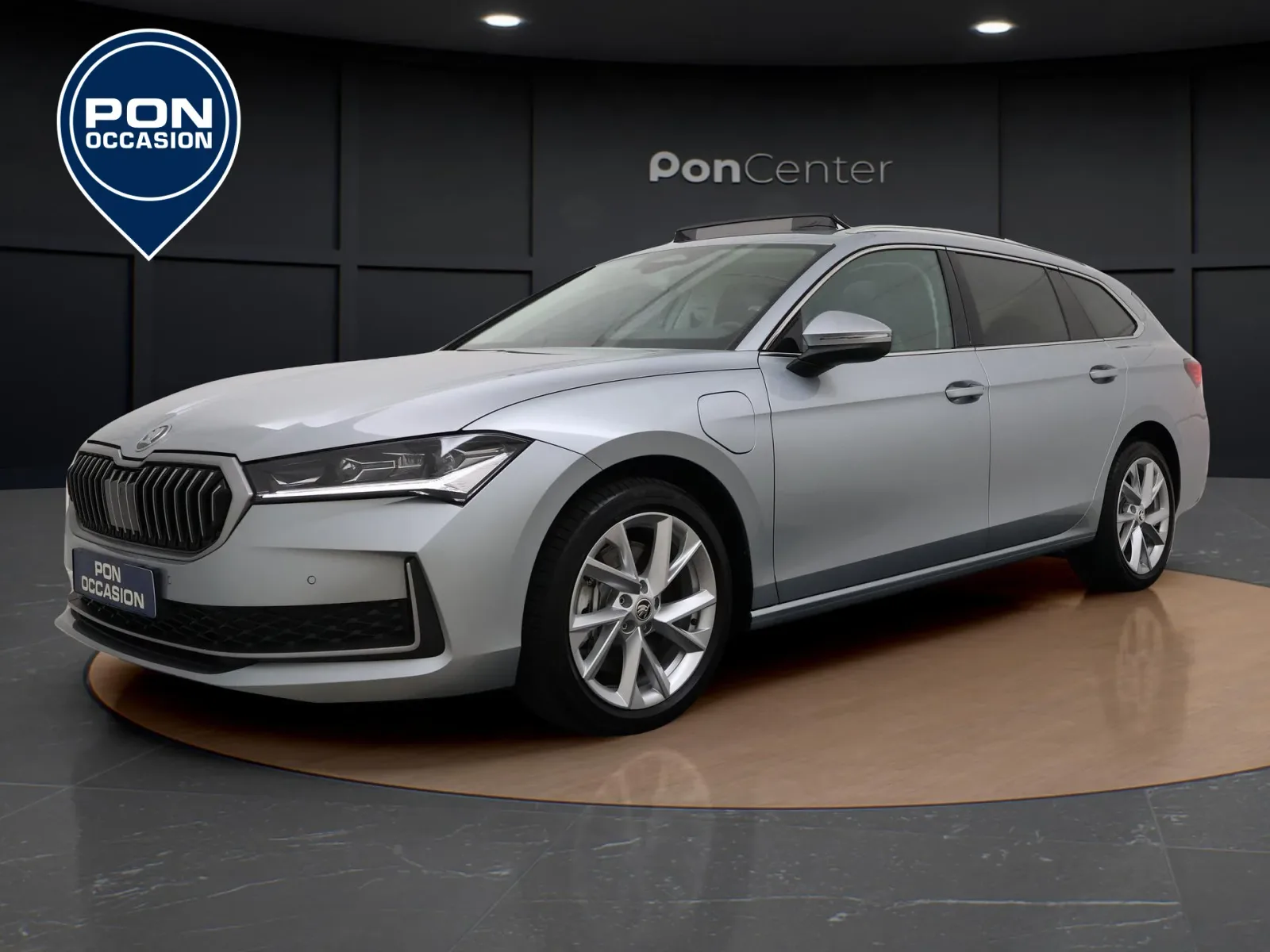 Škoda Superb (2025) — foto 1