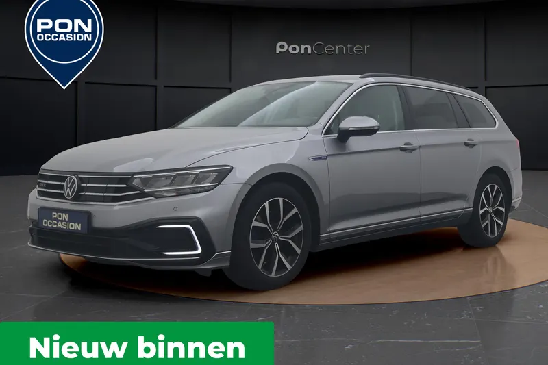 Volkswagen Passat (2022)