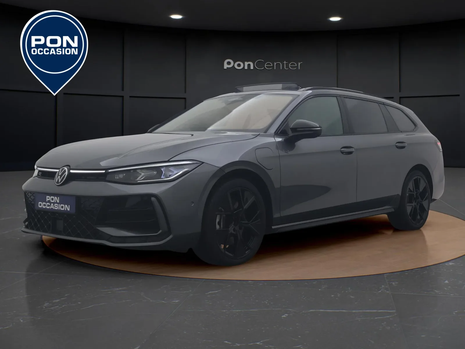 Volkswagen Passat (2024) — foto 1