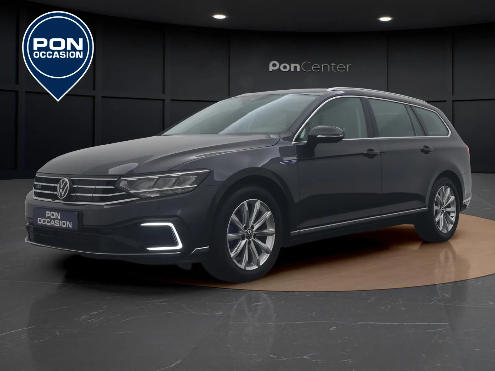 Volkswagen Passat (2023) — foto 1