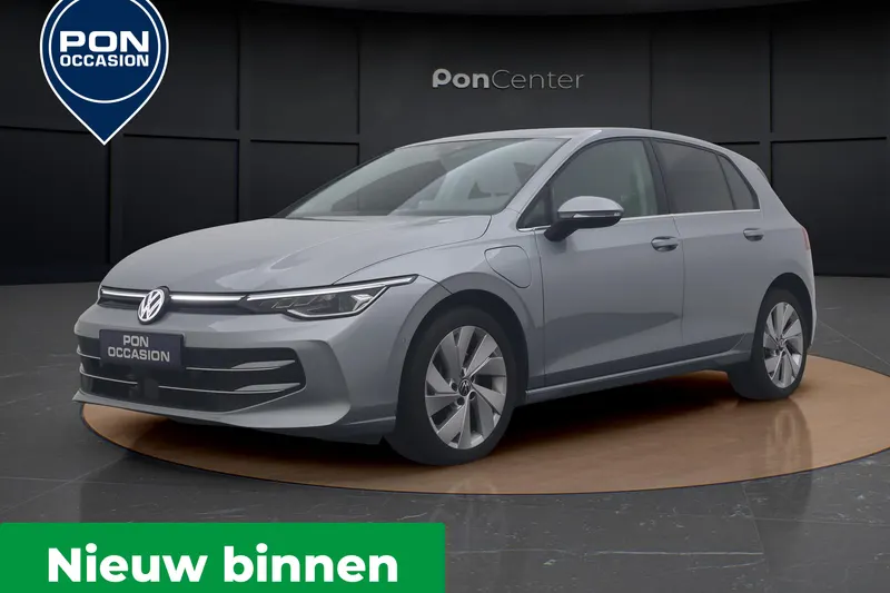 Volkswagen Golf (2025)