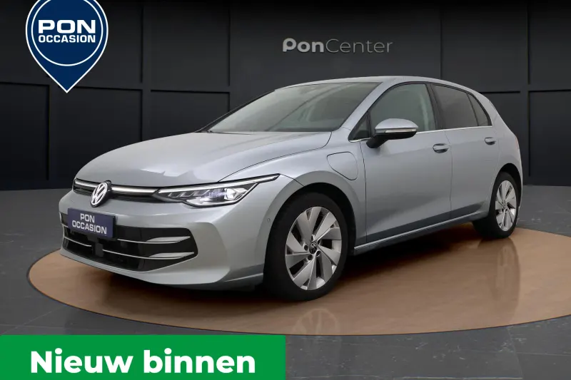 Volkswagen Golf (2025)