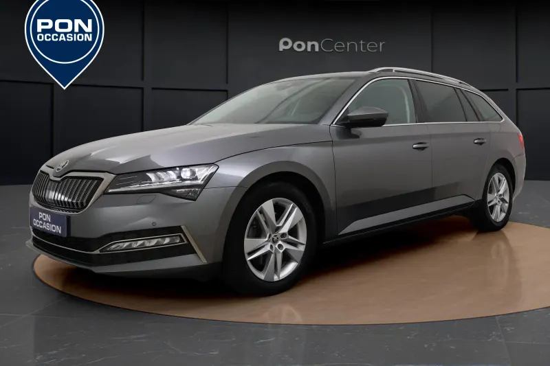 Škoda Superb (2023)