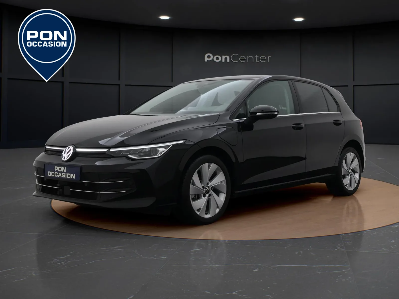 Volkswagen Golf (2025) — foto 1