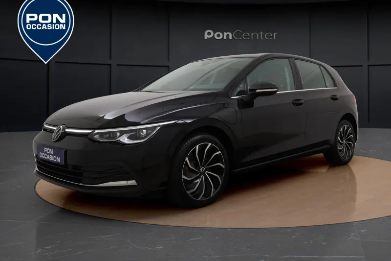 Volkswagen Golf (2023)
