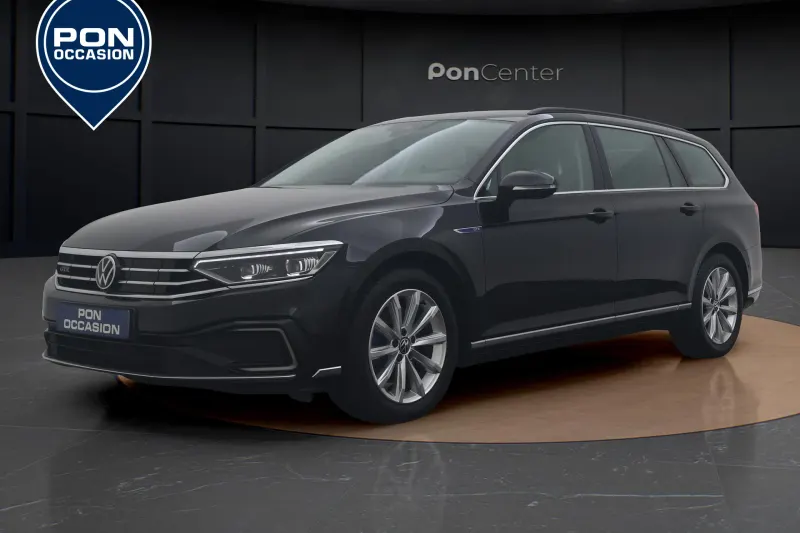 Volkswagen Passat (2023)