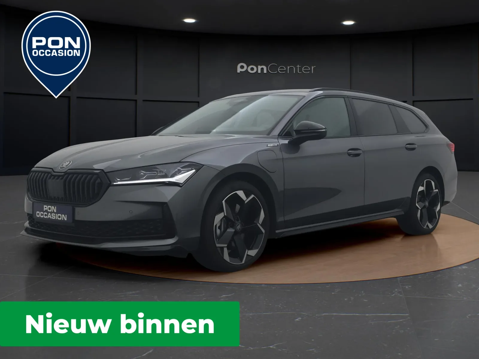 Škoda Superb (2025) — foto 1