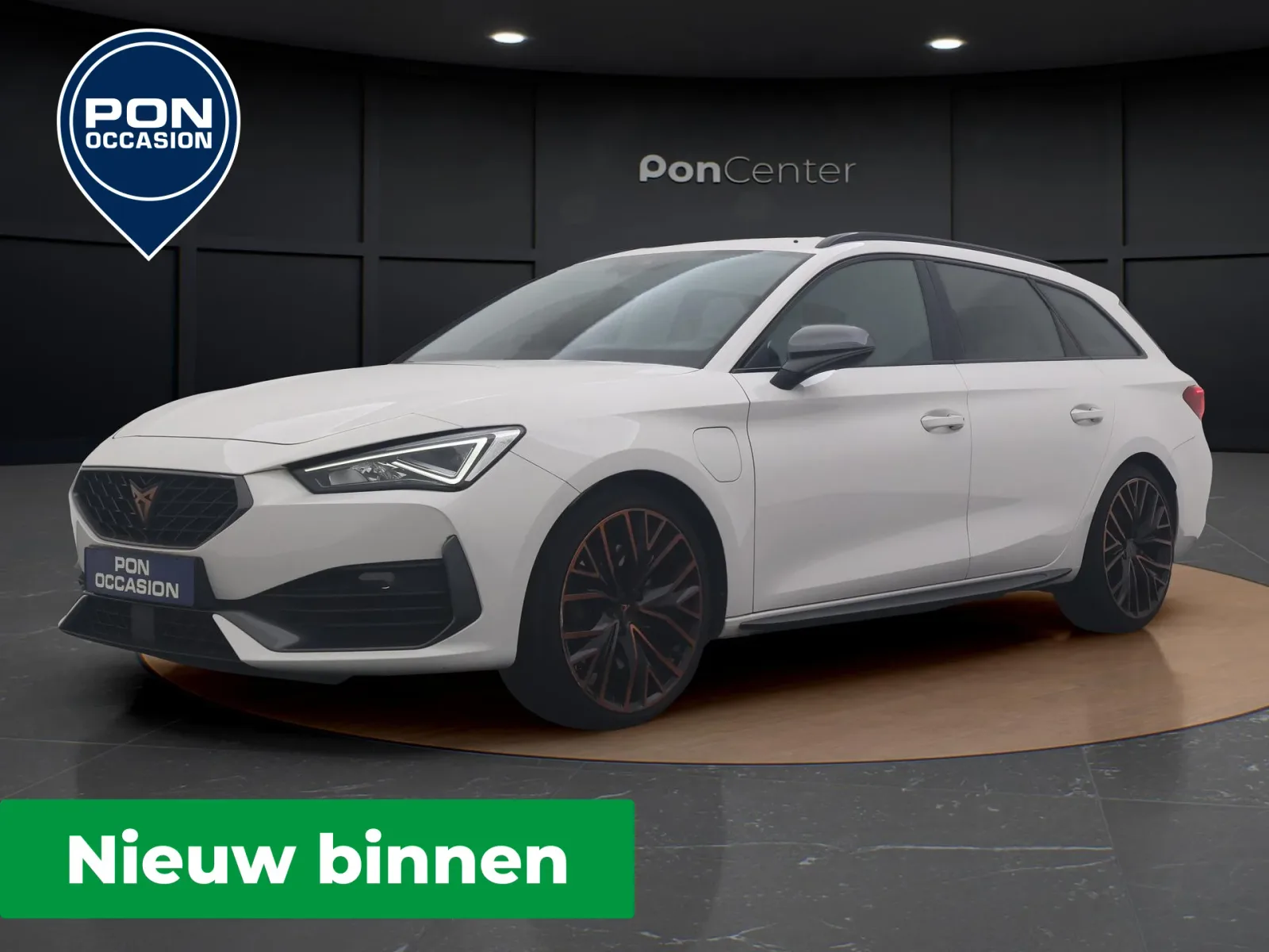CUPRA Leon Sportstourer (2023) — foto 1