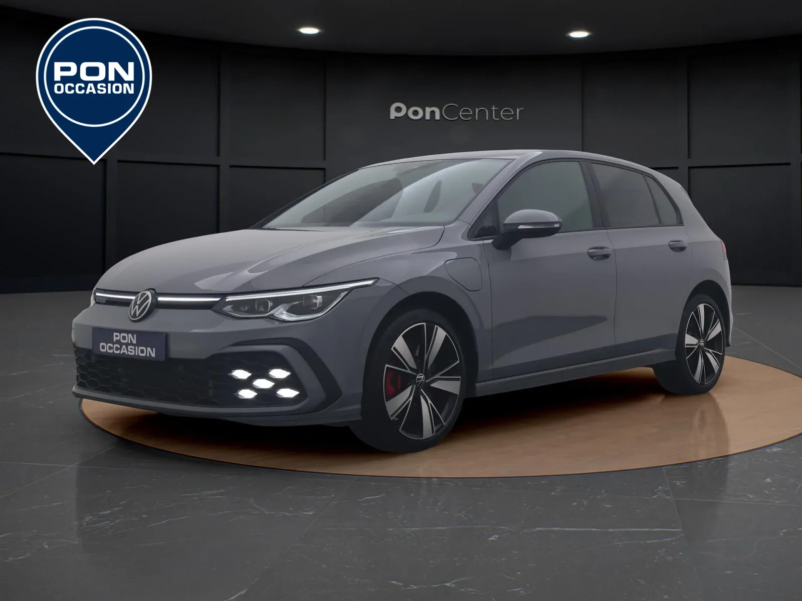 Volkswagen Golf (2021) — foto 1