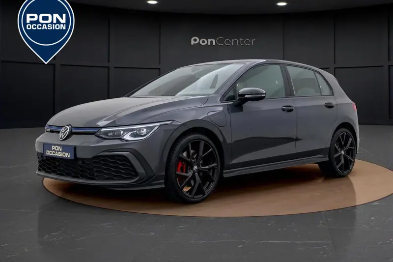 Volkswagen Golf (2023)