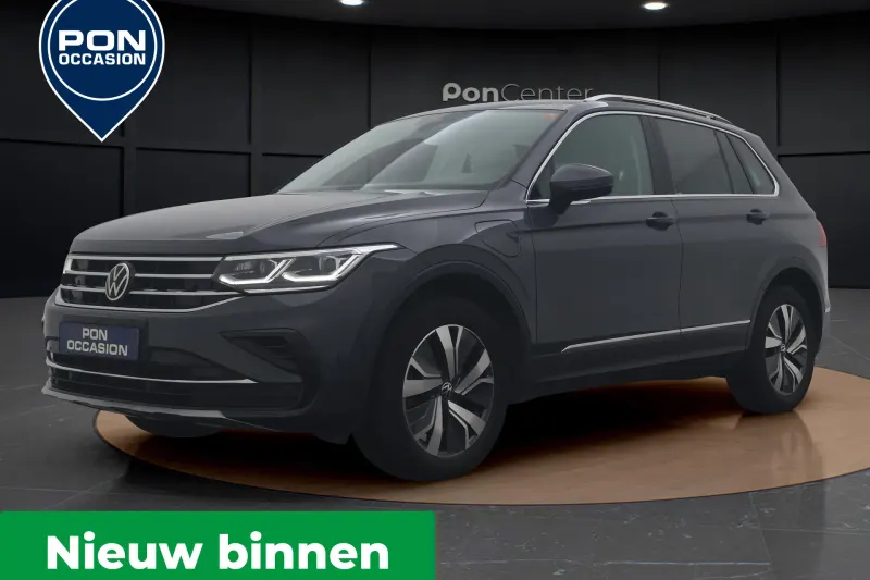 Volkswagen Tiguan (2022)