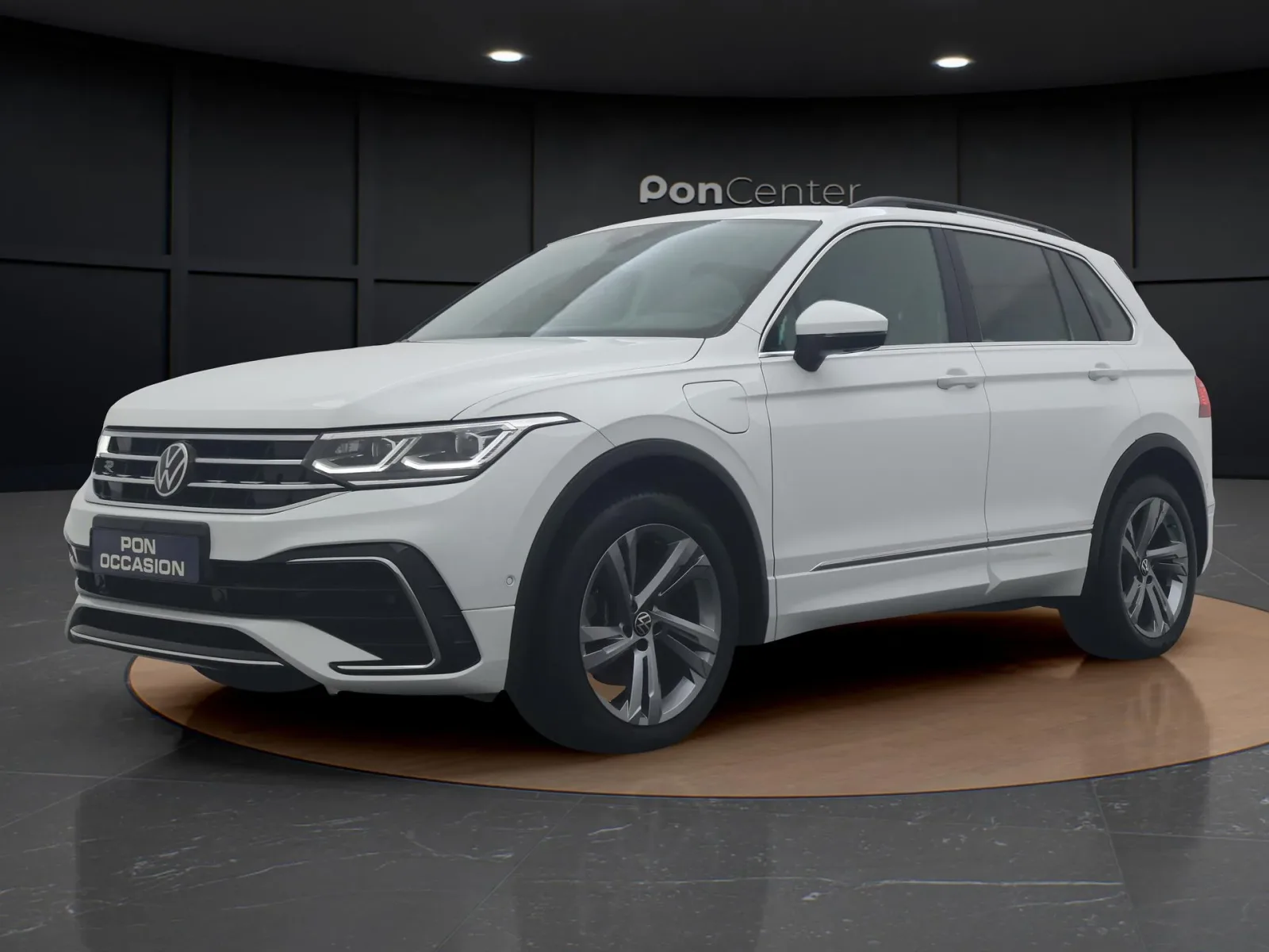 Volkswagen Tiguan (2022) — foto 1