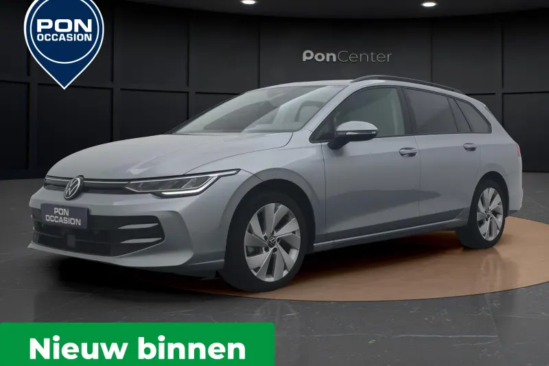 Volkswagen Golf (2024)