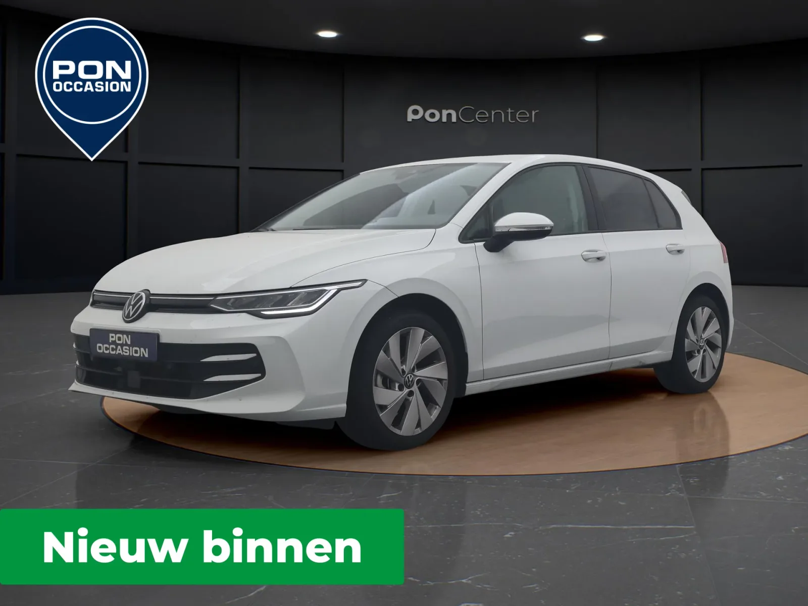 Volkswagen Golf (2025) — foto 1