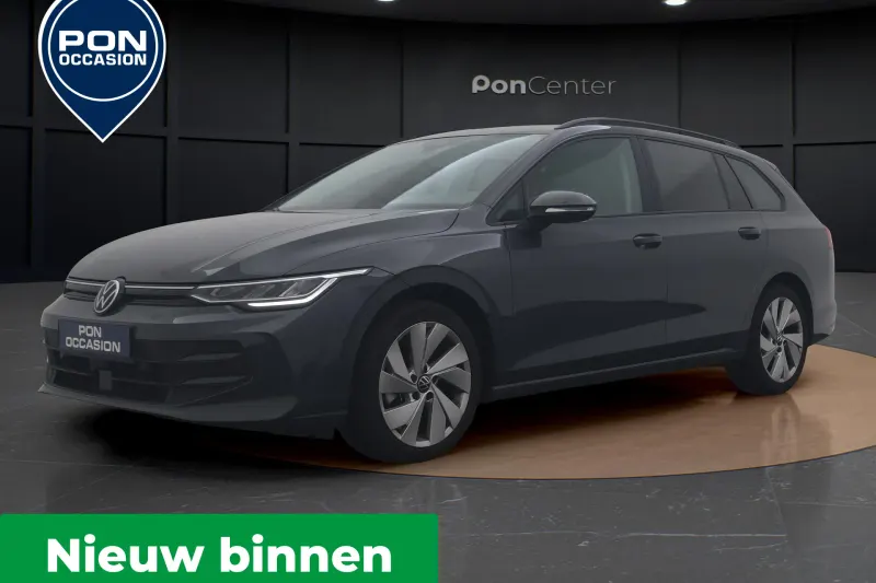 Volkswagen Golf (2024)