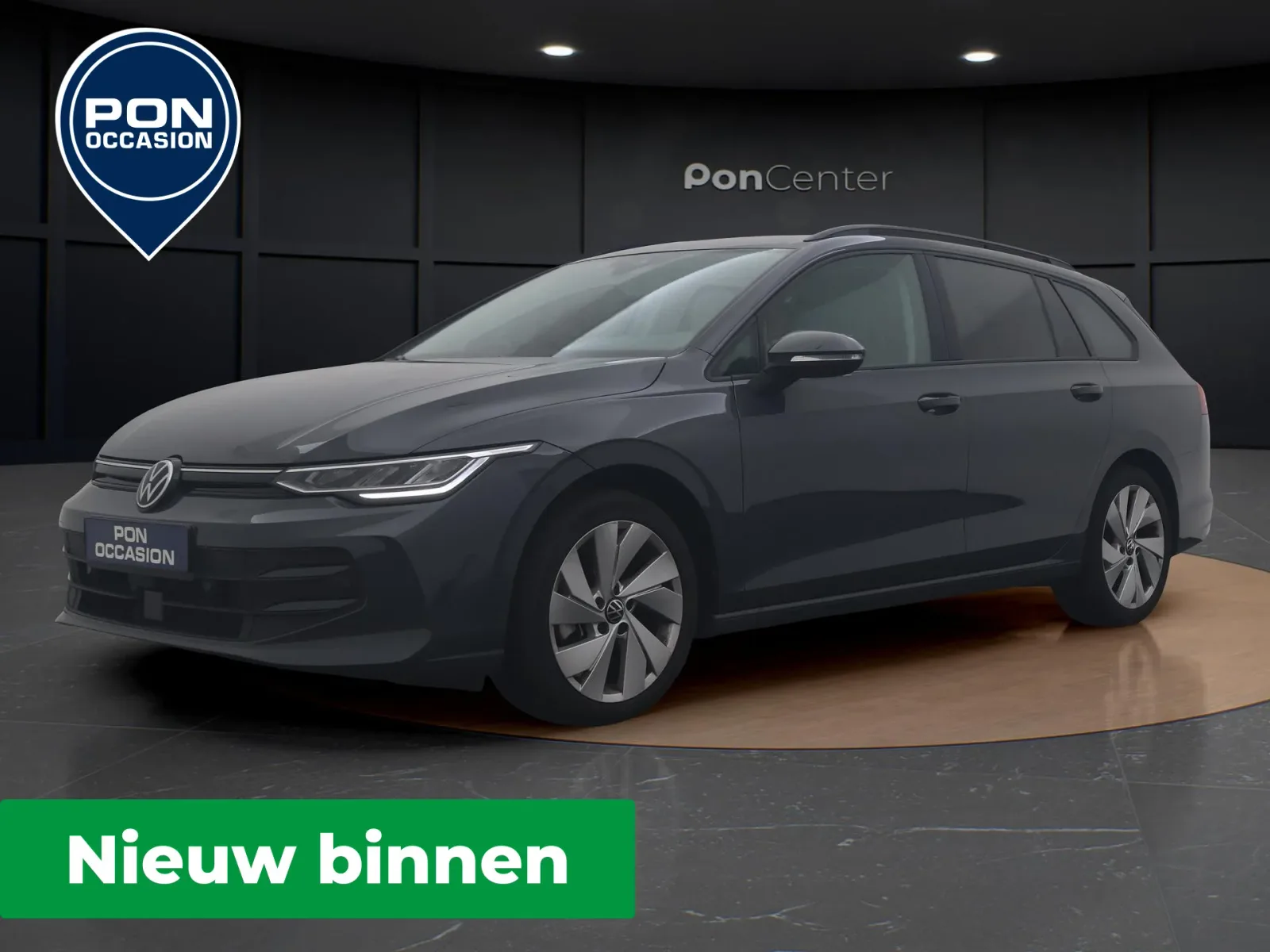 Volkswagen Golf (2024) — foto 1