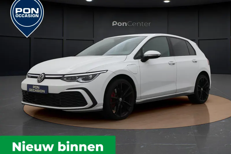 Volkswagen Golf (2022)