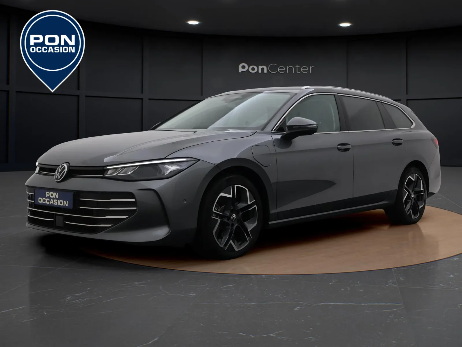 Volkswagen Passat (2025) — foto 1