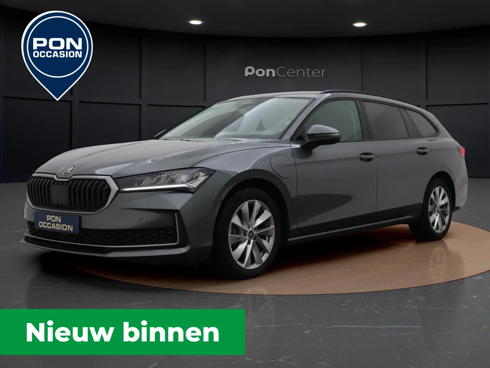 Škoda Superb (2025) — foto 1