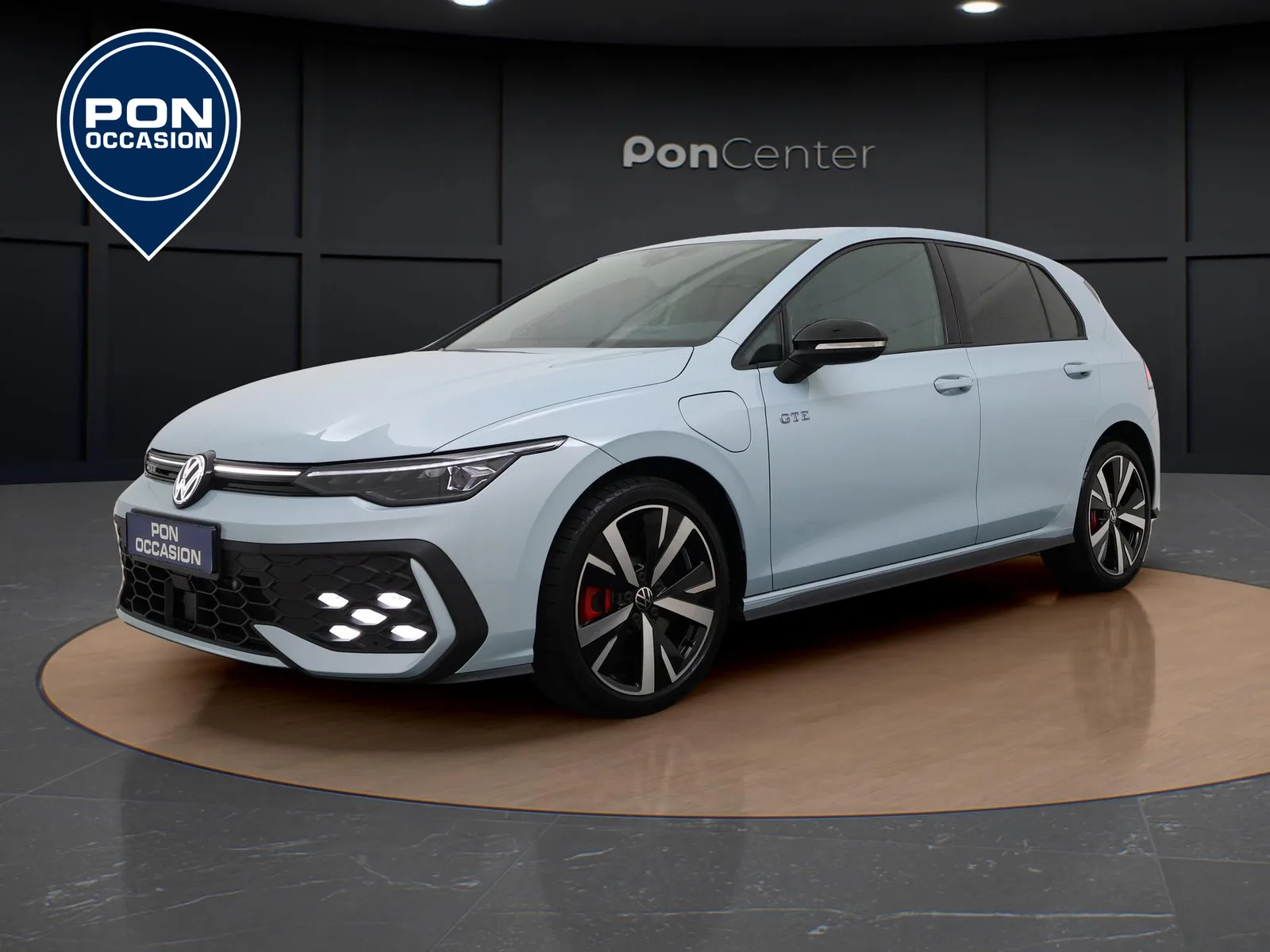 Volkswagen Golf (2025) — foto 1