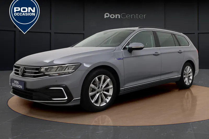 Volkswagen Passat (2022)