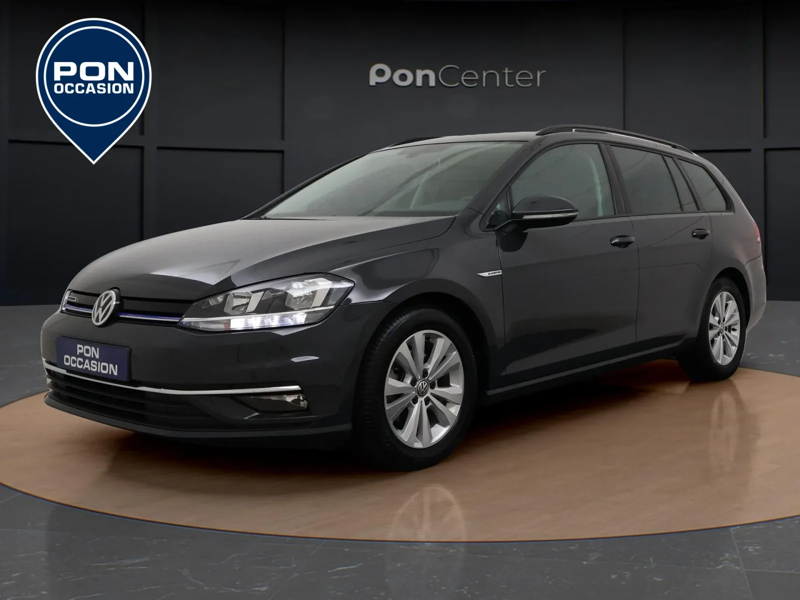 Volkswagen Golf (2020) — foto 1