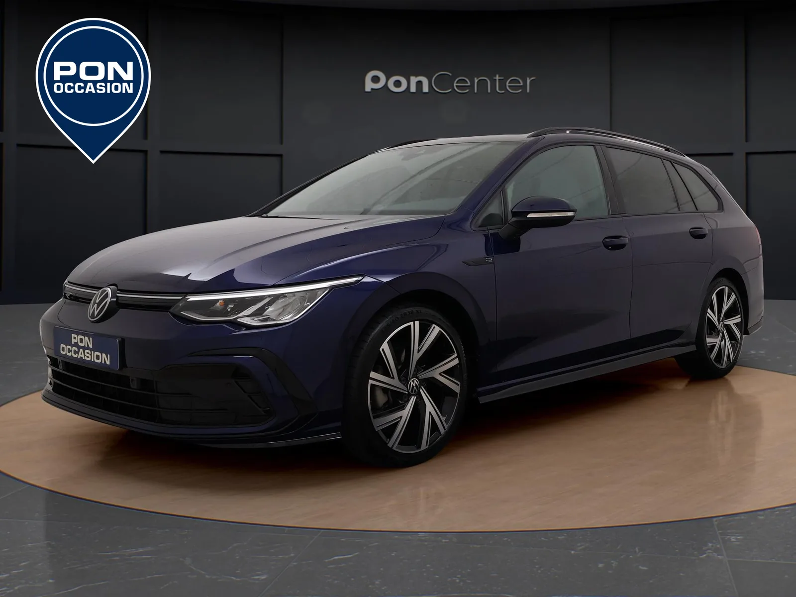 Volkswagen Golf (2024) — foto 1