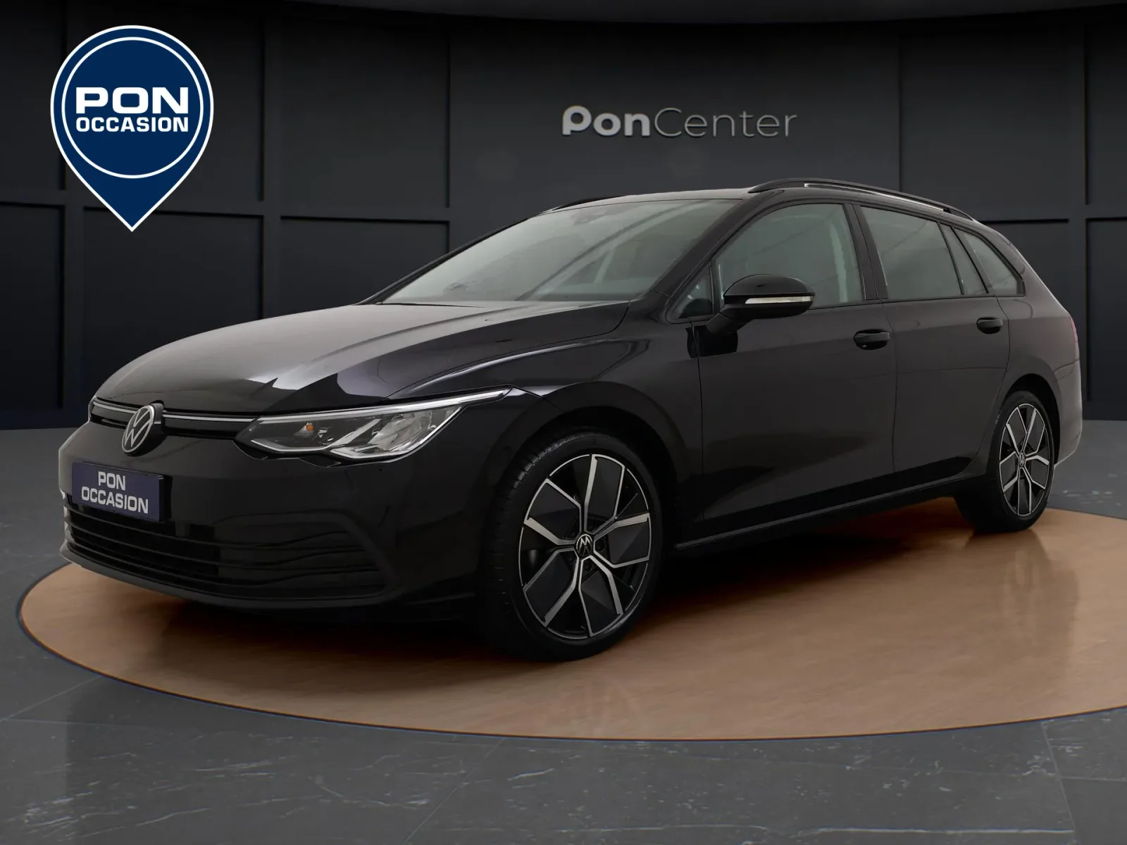 Volkswagen Golf (2023) — foto 1