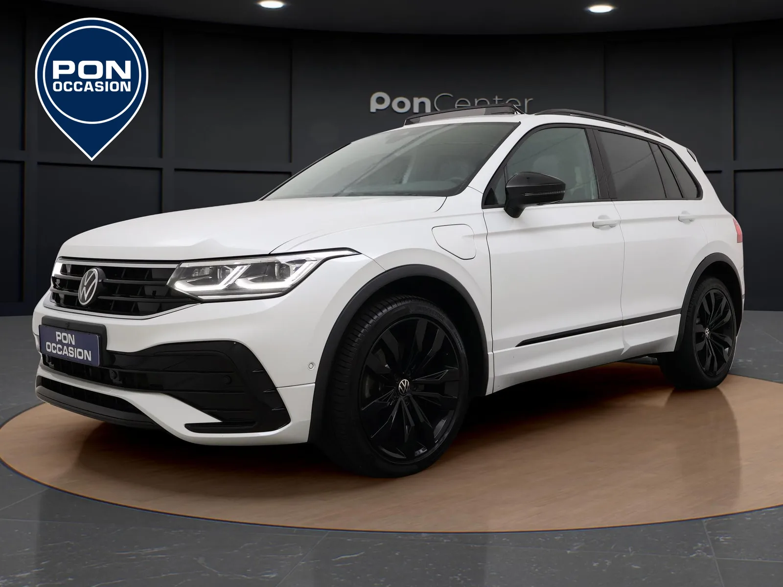 Volkswagen Tiguan (2022) — foto 1