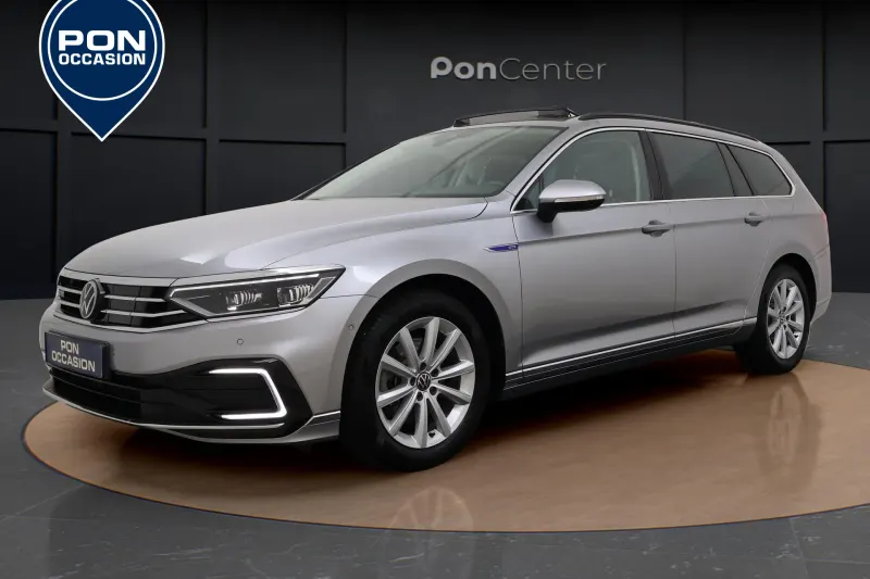 Volkswagen Passat (2022)