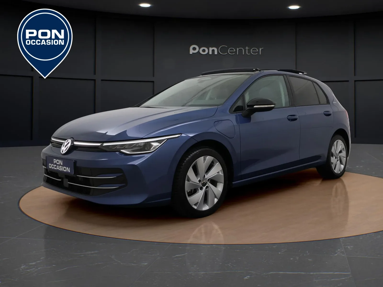 Volkswagen Golf (2025) — foto 1