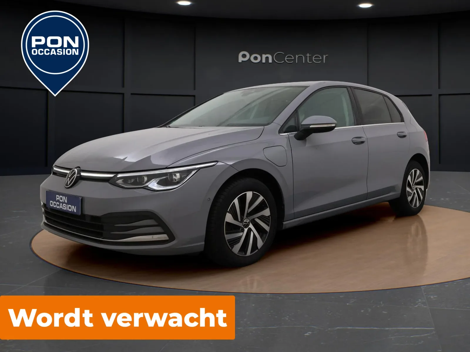 Volkswagen Golf (2022) — foto 1