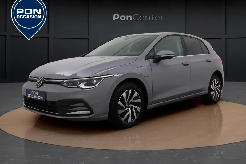 Volkswagen Golf (2022)