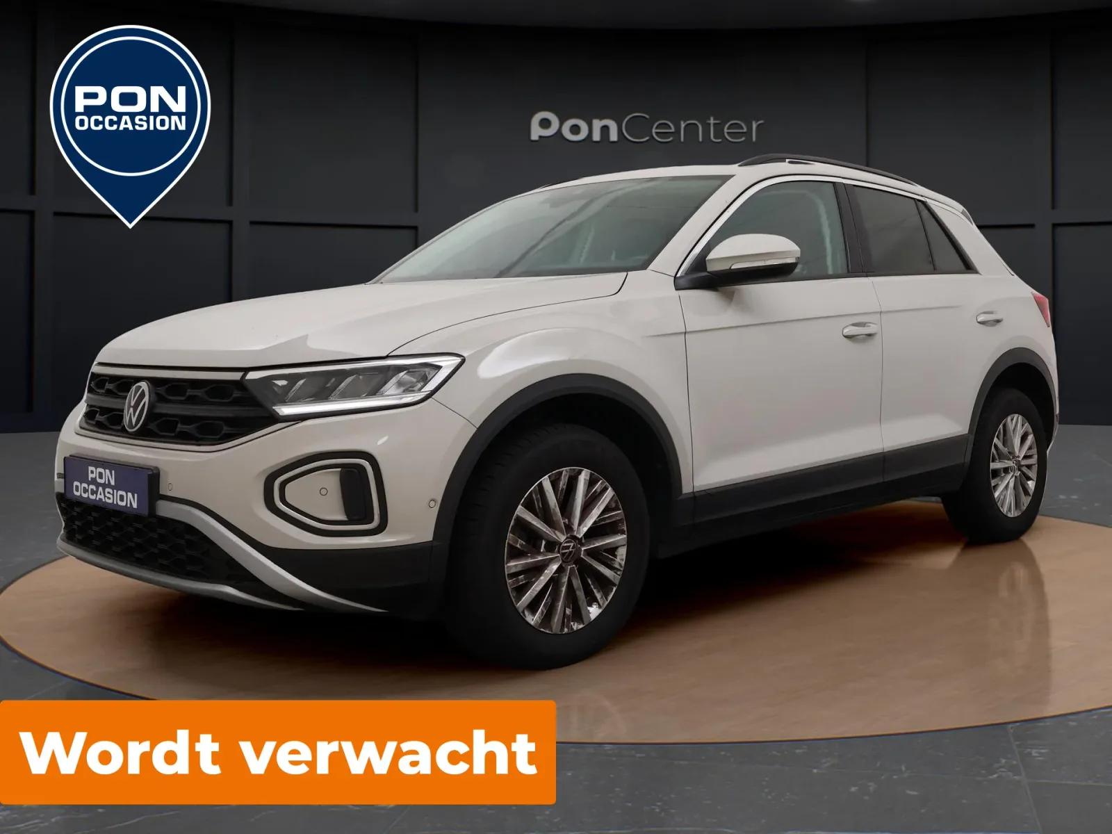 Volkswagen T-Roc (2023) — foto 1