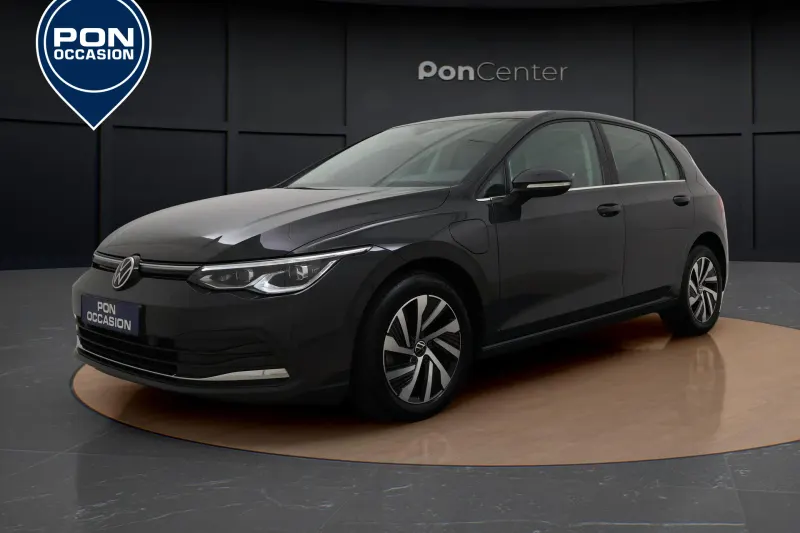 Volkswagen Golf (2022)