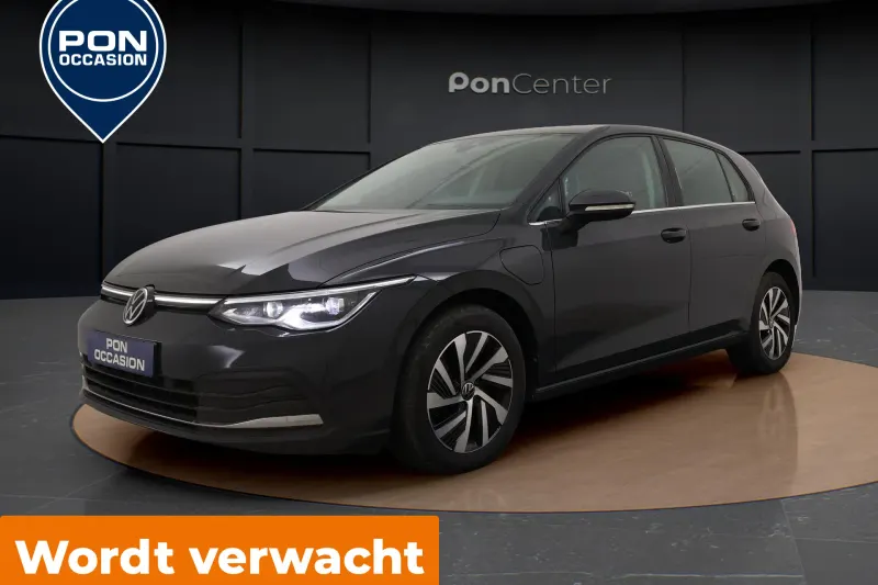 Volkswagen Golf (2022)
