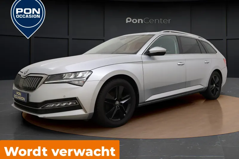 Škoda Superb (2022)