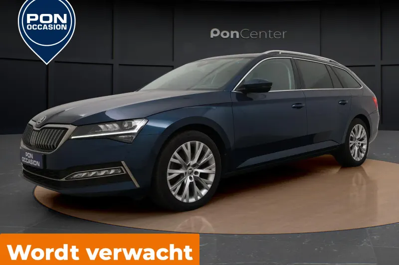 Škoda Superb (2023)