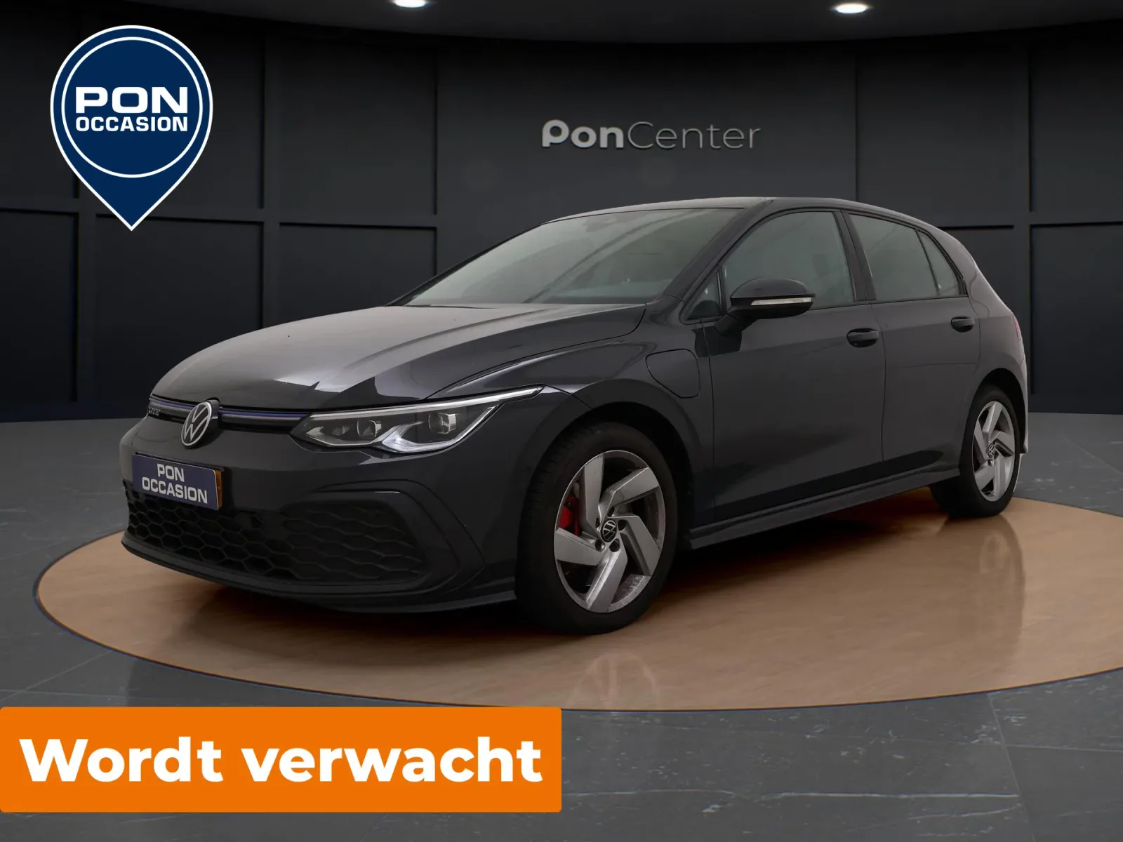 Volkswagen Golf (2021) — foto 1