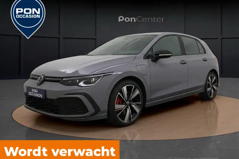 Volkswagen Golf (2023)