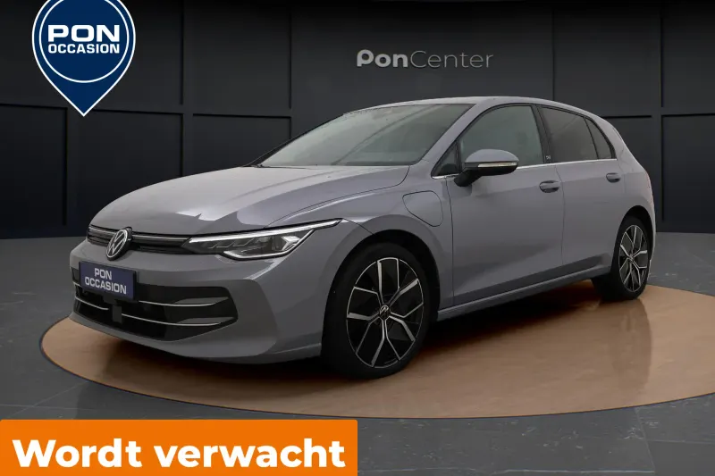 Volkswagen Golf (2024)