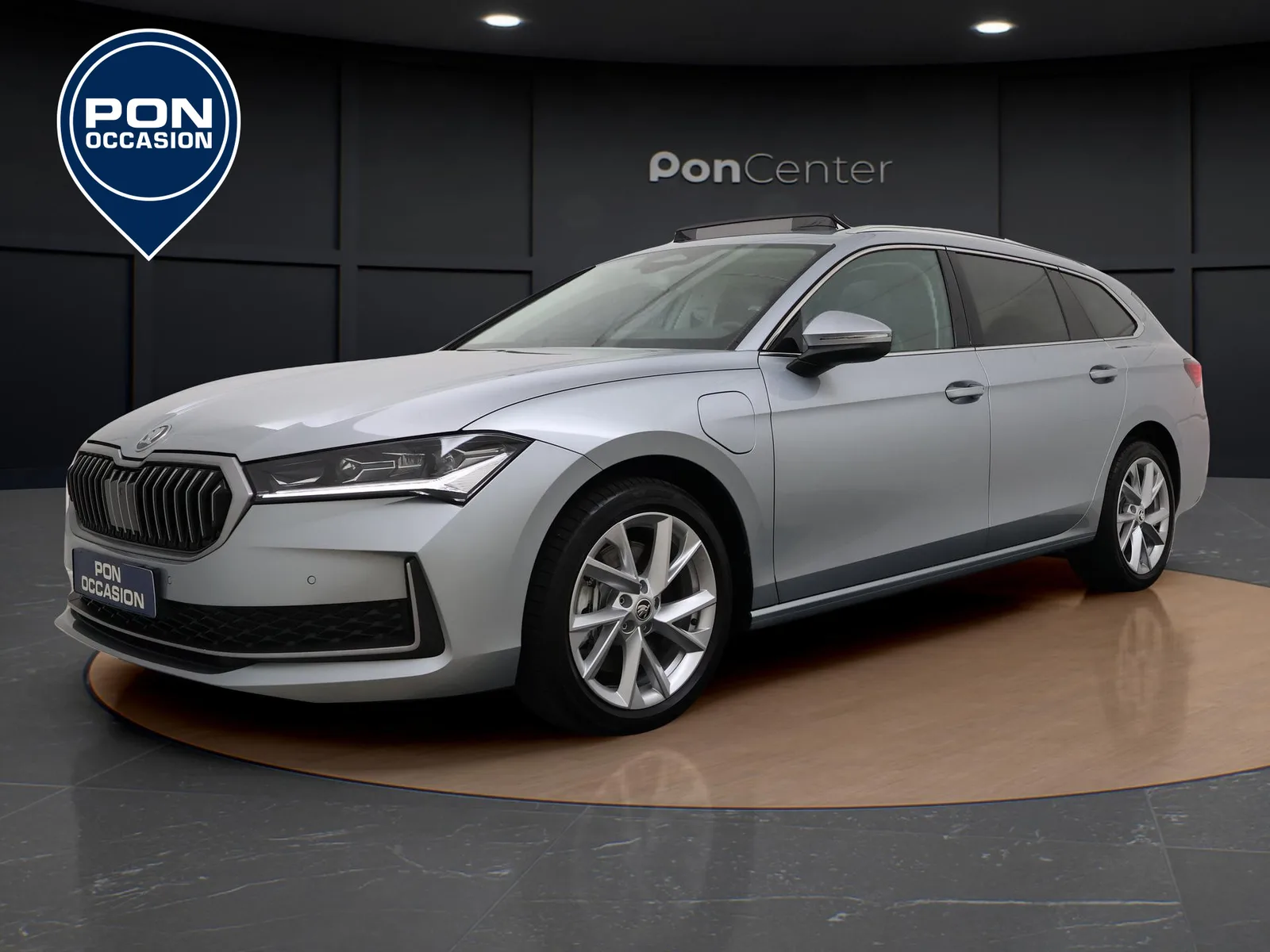 Škoda Superb (2025) — foto 1