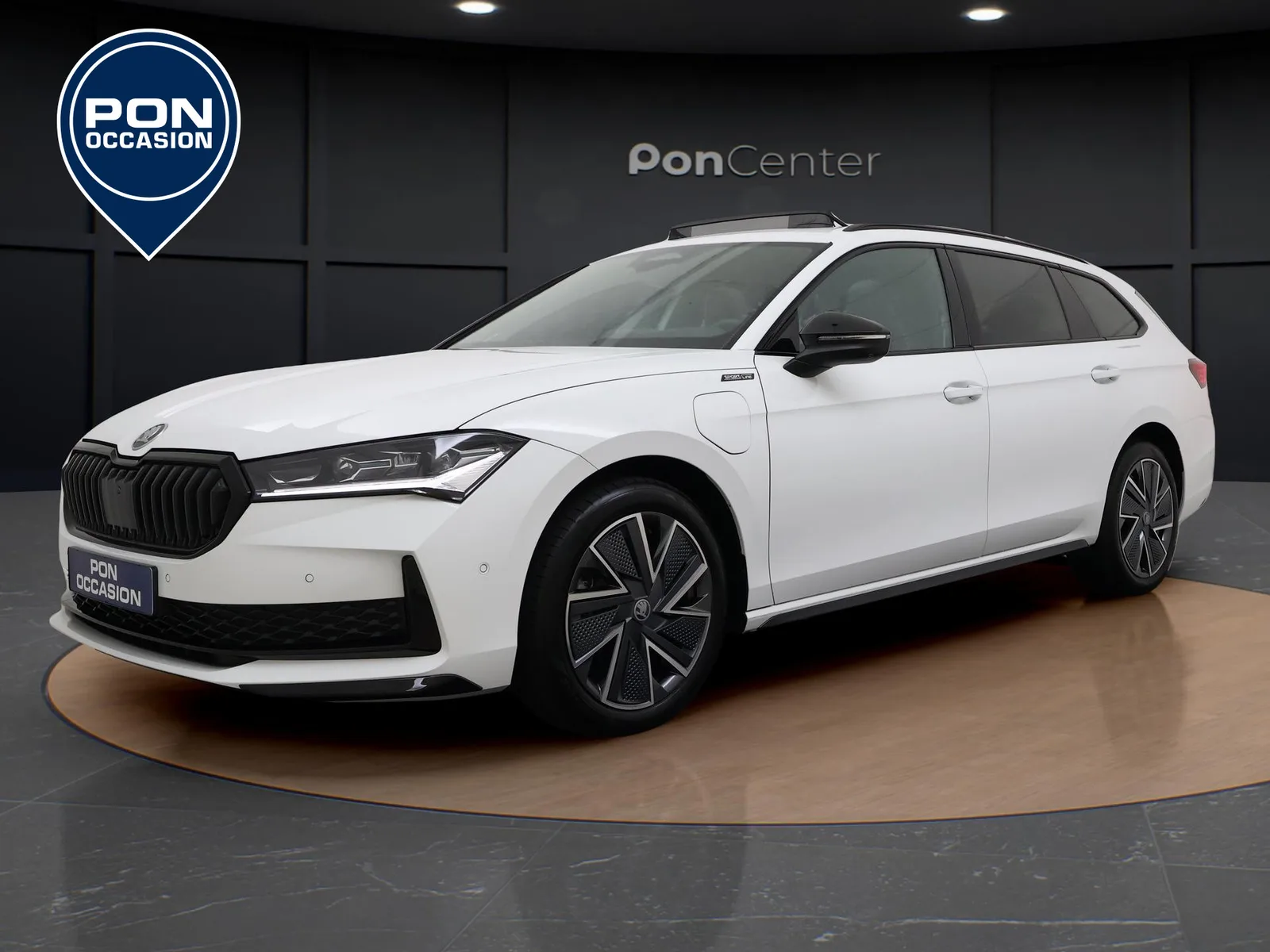 Škoda Superb (2025) — foto 1