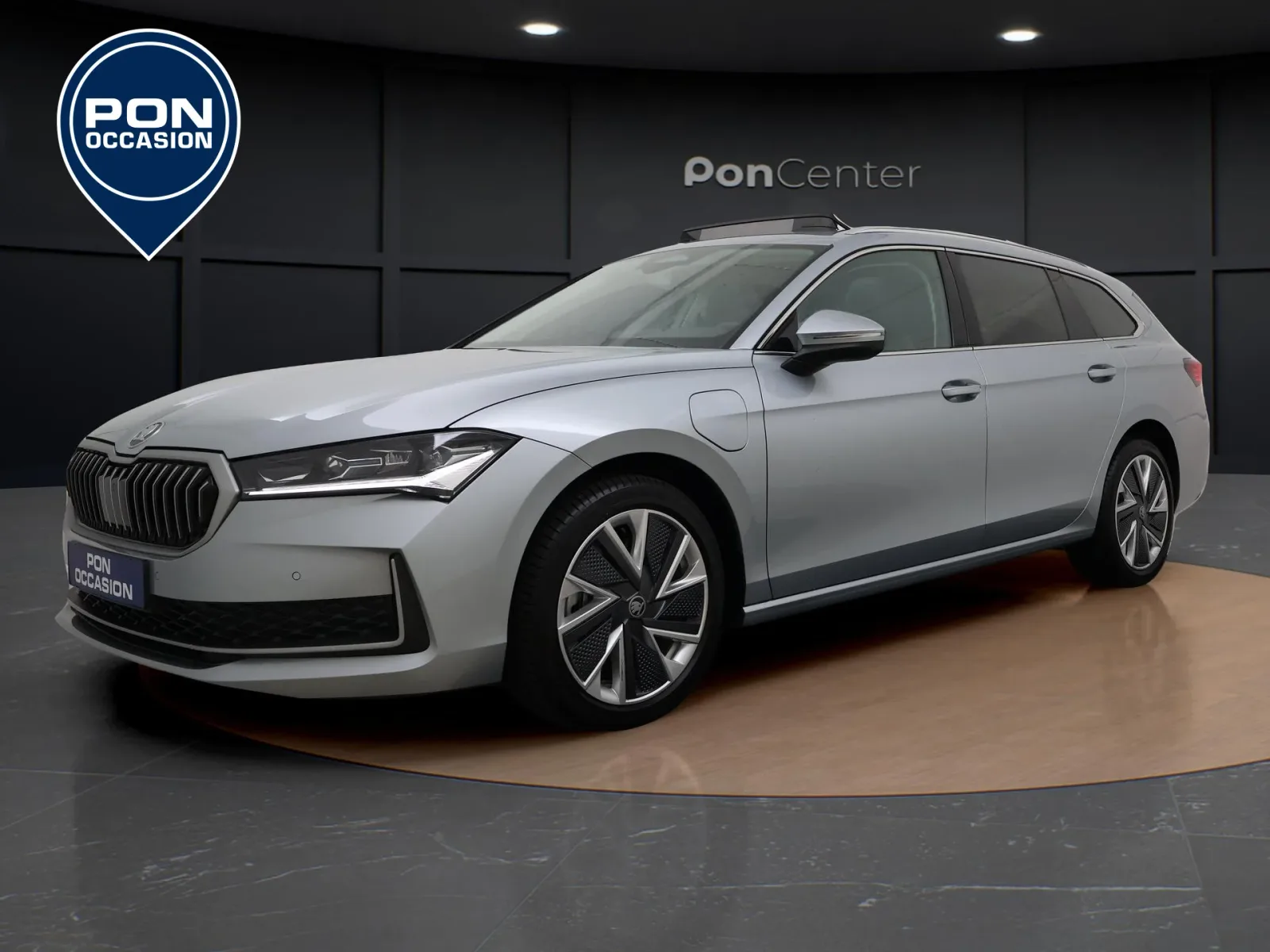 Škoda Superb (2025) — foto 1
