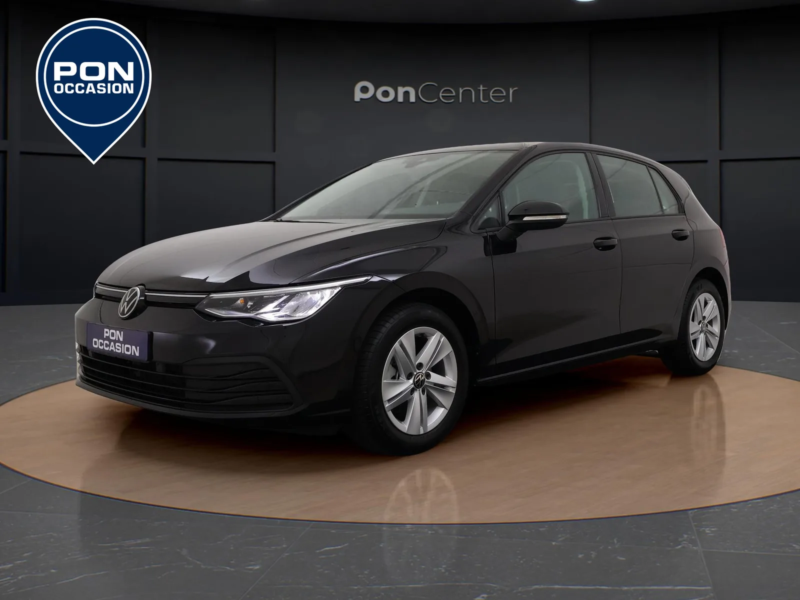 Volkswagen Golf (2024) — foto 1