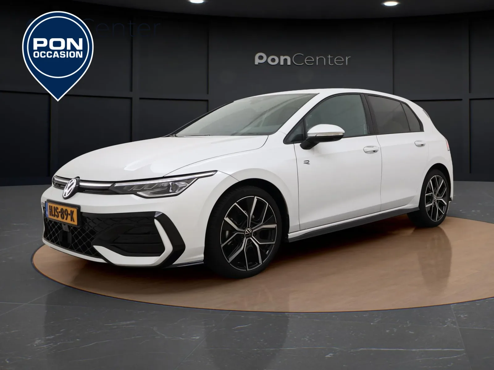 Volkswagen Golf (2025) — foto 1